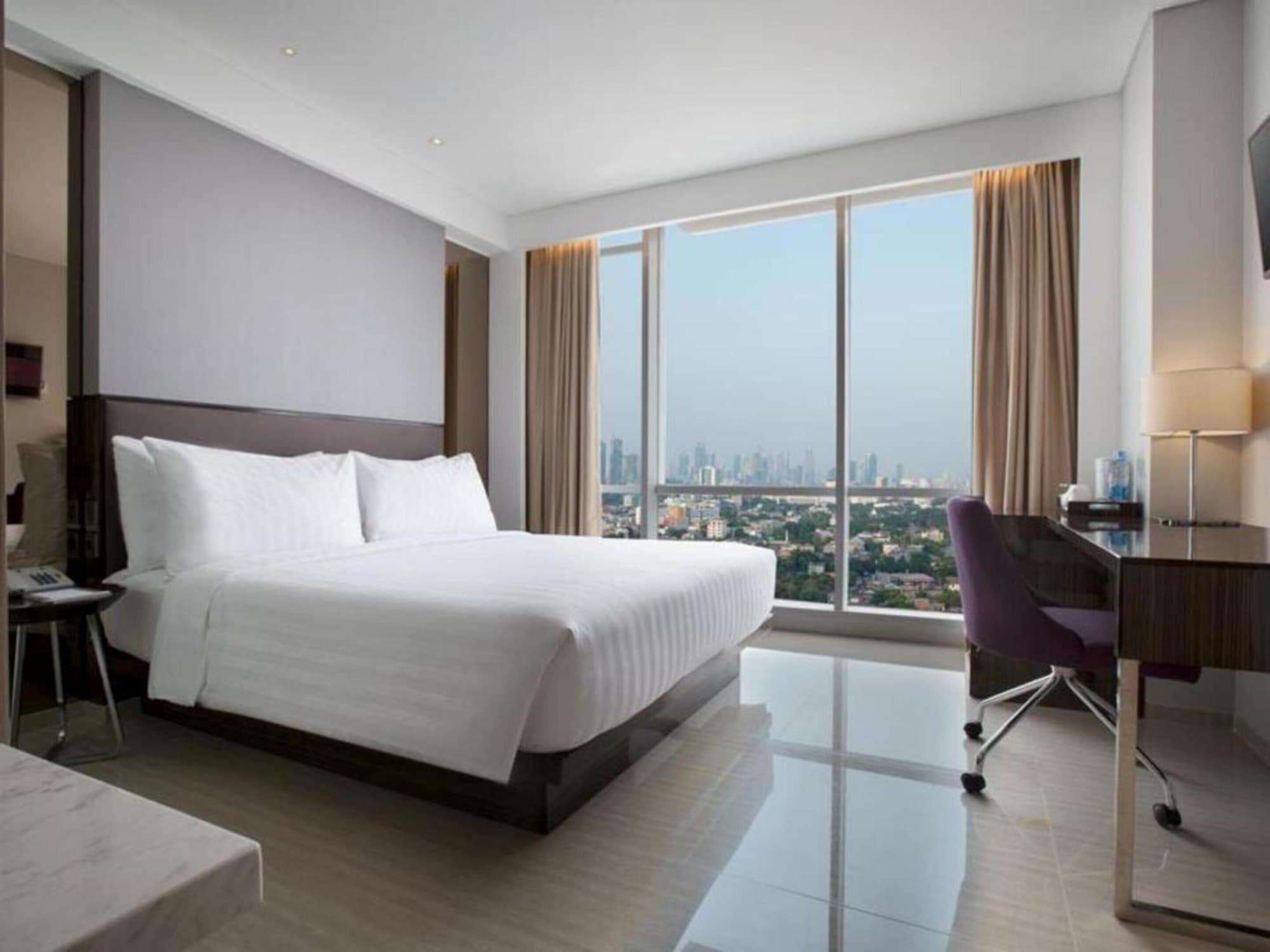 Hotel Santika Premiere Hayam Wuruk Yakarta Exterior foto