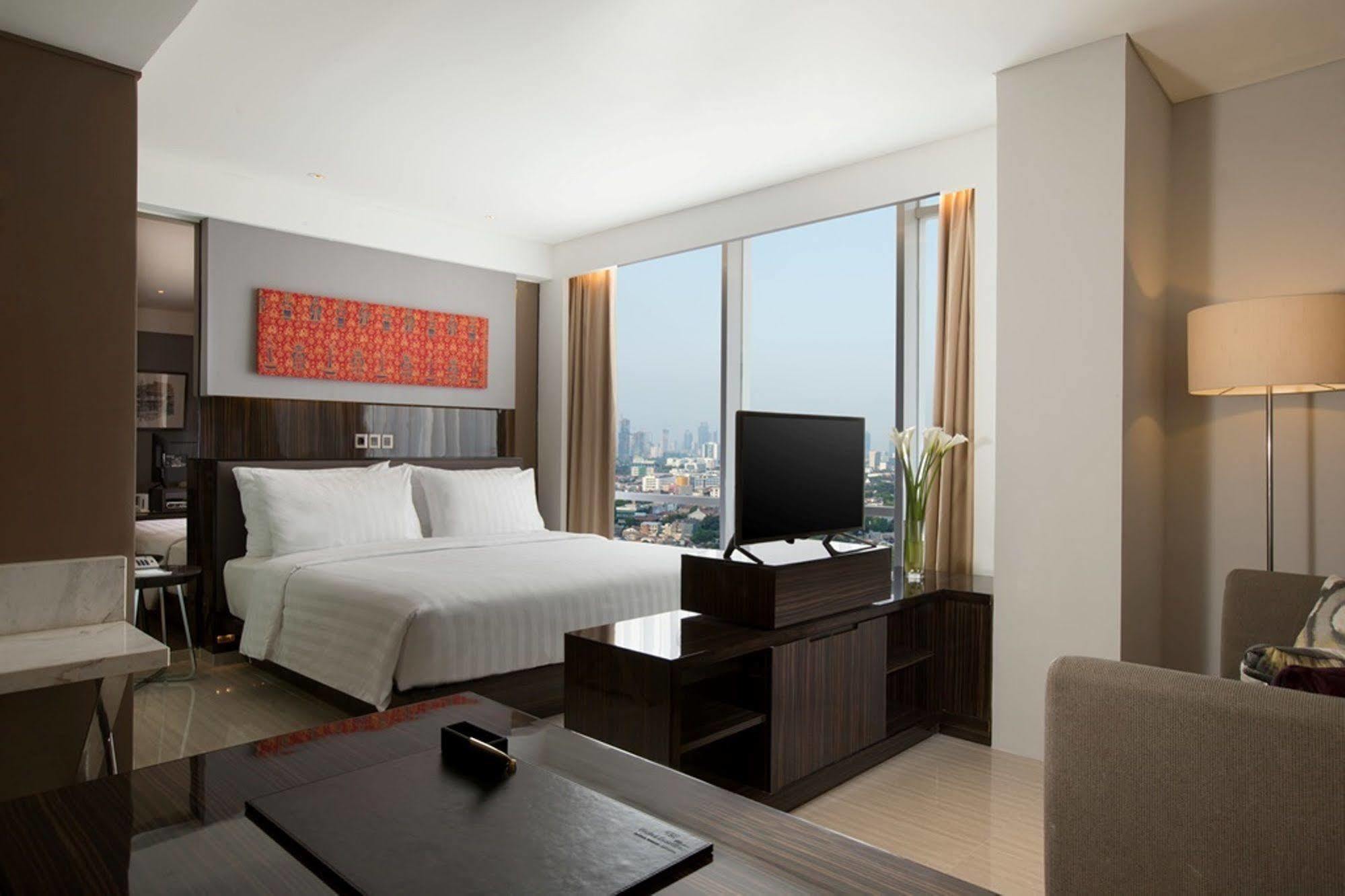 Hotel Santika Premiere Hayam Wuruk Yakarta Exterior foto